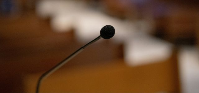 Director Review reverses PTAB decision based on contradictory expert testimony in Interactive Communications v. Blackhawk Network Inc.